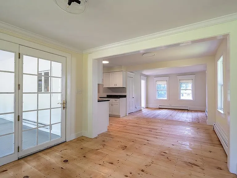 135 Pepperrell Rd — Photo 12
