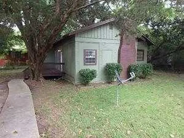 51 Gulf St, Chickasaw, AL 36611