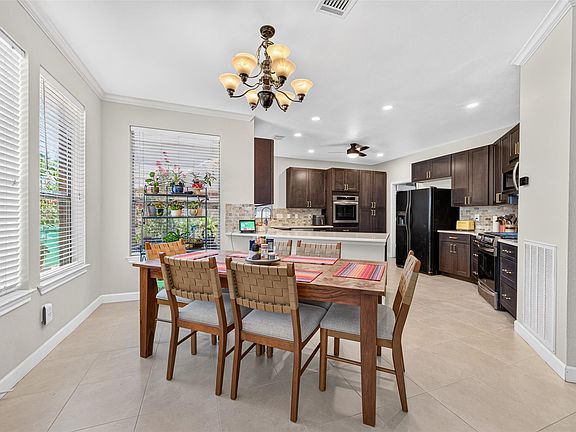 4th image of 2814 Carmel Woods Dr
