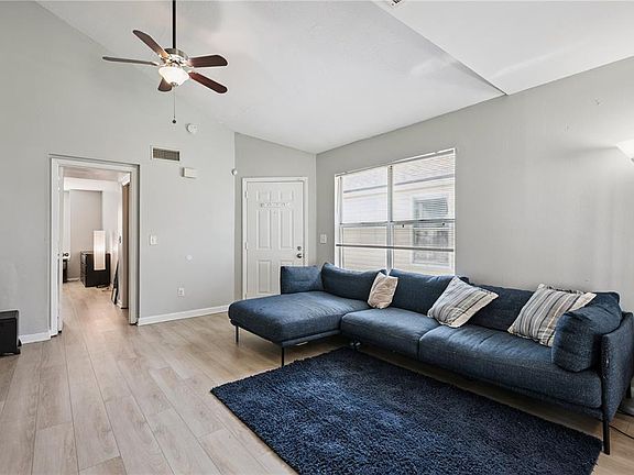 5th image of 2372 PEBBLE BROOK ROAD