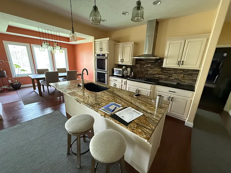 187 Westbrook Ct — Photo 7