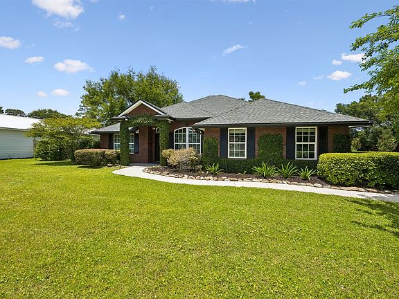 3rd image of 96095 Gravel Creek Dr