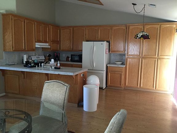 3rd image of 1631 Las Brisas Dr