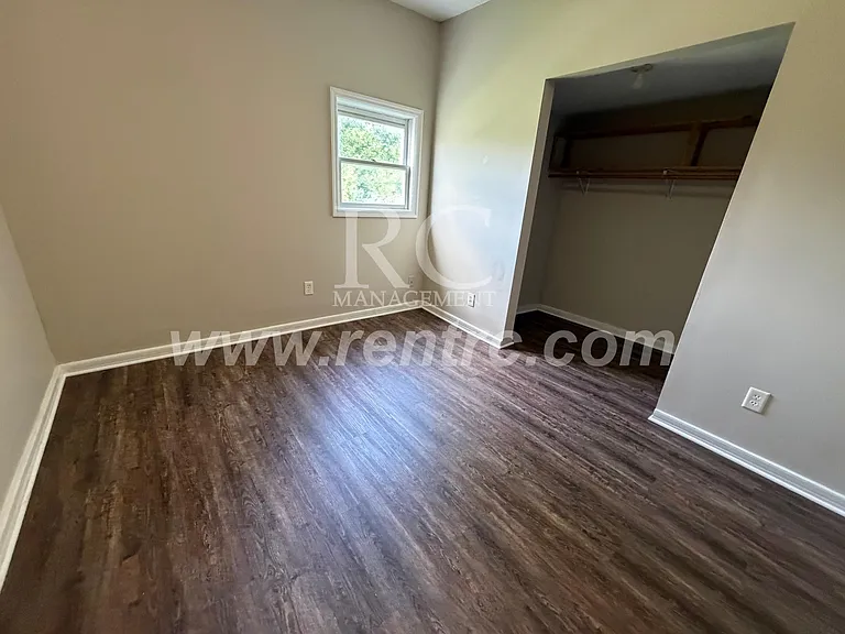 604D N Main St — Photo 10