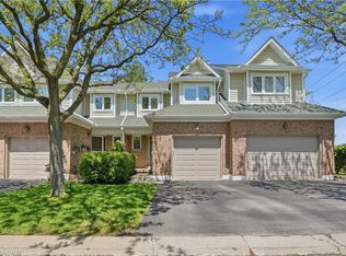 2215 Cleaver Ave #16, Burlington, ON L7M 4C5