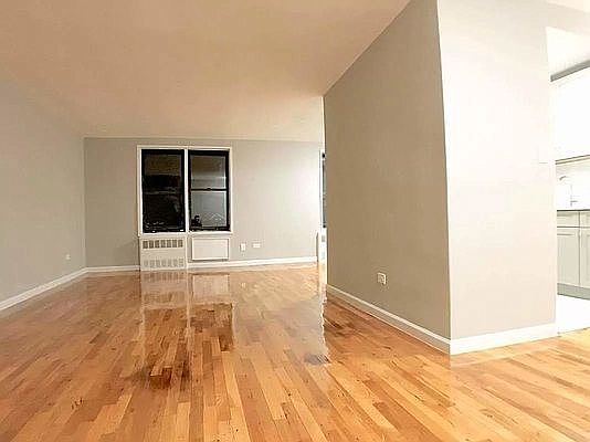 5th image of 1130 Stadium Ave APT 5E