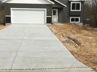 3482 Grey Fox Ln, Allegan, MI 49010