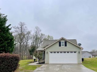 662 Clarion Ct, Boiling Springs, SC 29316