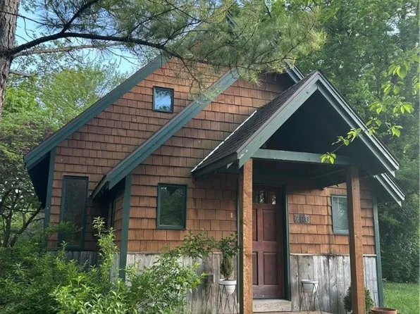 708 E Helena St, Siloam Springs, AR 72761