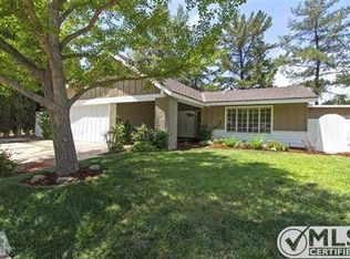 4023 Jim Bowie Rd, Agoura Hills, CA 91301