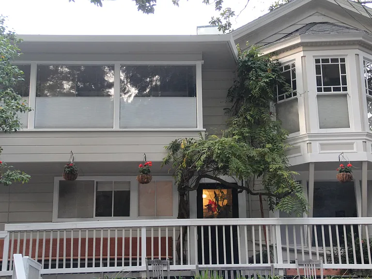 254 Throckmorton Ave #D — Photo 11