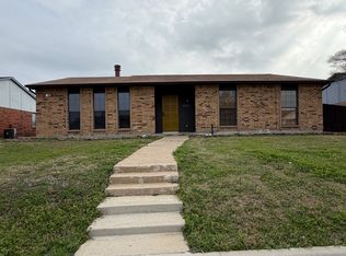 8502 Woodside Rd, Rowlett, TX 75088