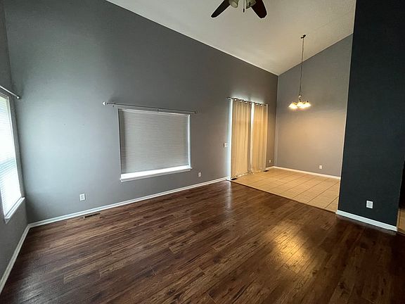 4th image of 1141 Alexandria Dr #1141