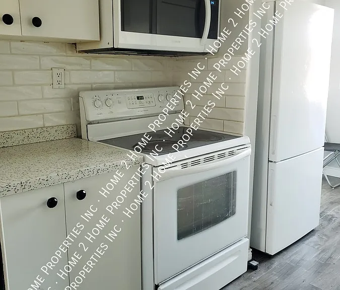 519 Oak St #MAIN — Photo 14