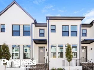 130 Woodway Park Dr, Sandy Springs, GA 30350