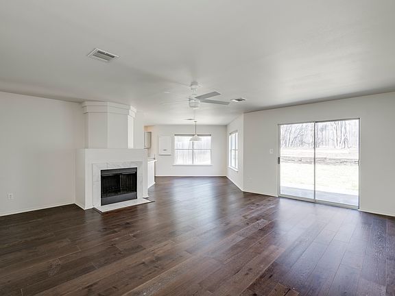3rd image of 1108 Collinwood West Dr