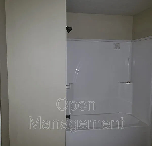 3416 Kramers Ln #16 — Photo 12