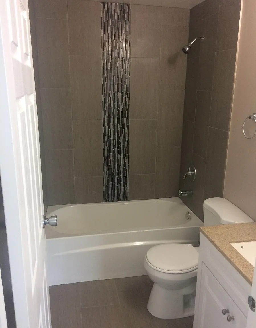 2 bed, 950 sqft, $1,900 — Photo 3