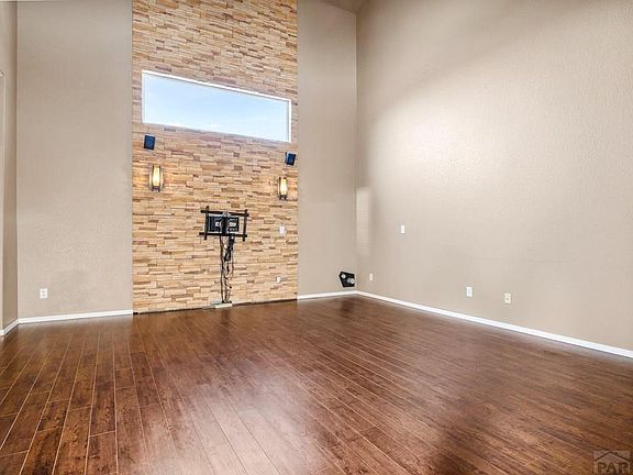 5th image of 5122 Pascadero Dr