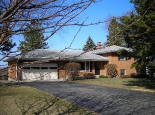 524 Hill St, Walworth, WI 53184