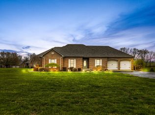 114 Crystal Springs Dr, Owingsville, KY 40360