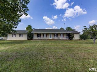 8525 Tolan Rd, Pleasant Plains, IL 62677