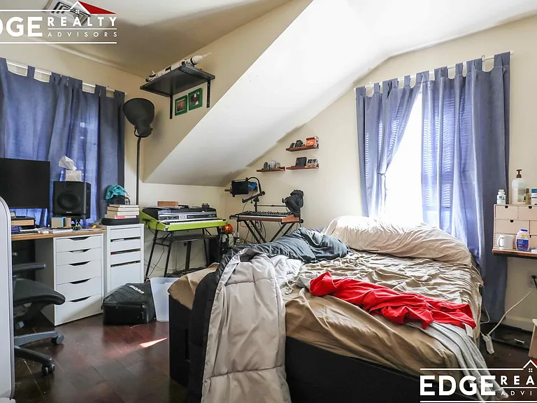 34 Raymond St #34A — Photo 9