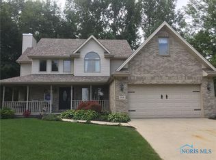 314 Valleywoods Dr, Swanton, OH 43558