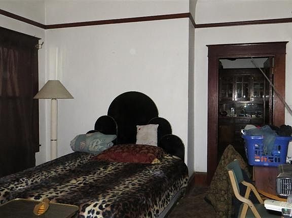 3rd image of 522 N Lincoln St