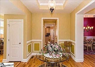 5th image of 34 Hidden Lake Ct