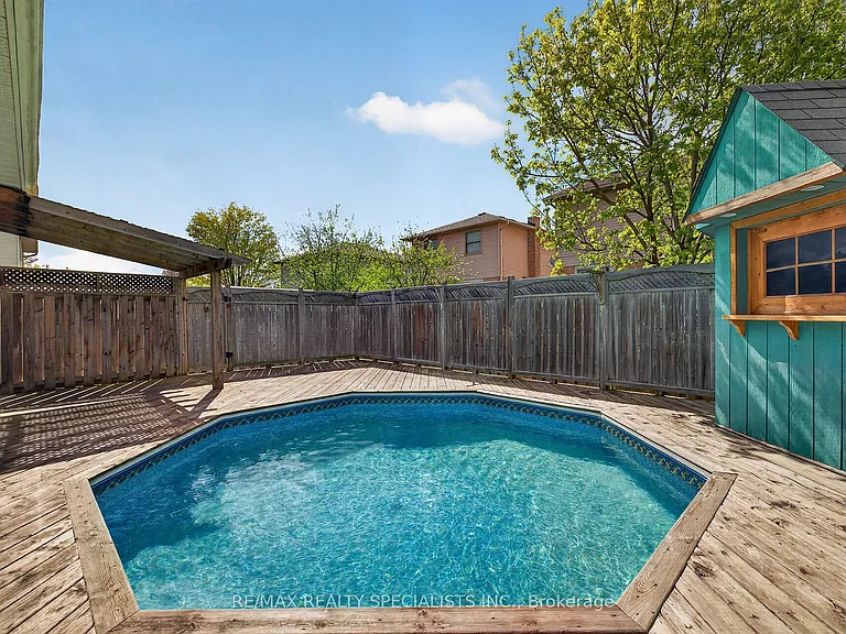 19 Longyear Dr — Photo 33