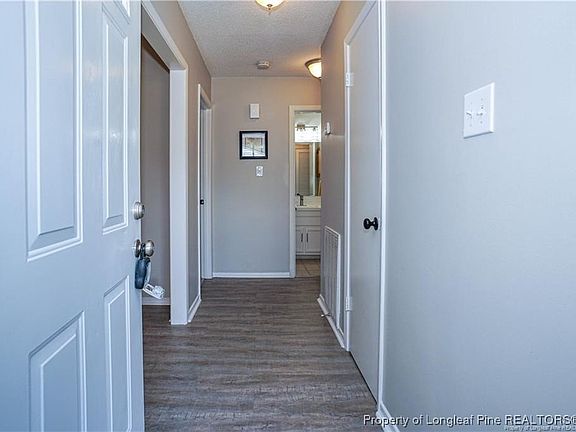 4th image of 610 Missenburg Ct