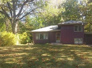 1675 Waverly Rd, Chesterton, IN 46304
