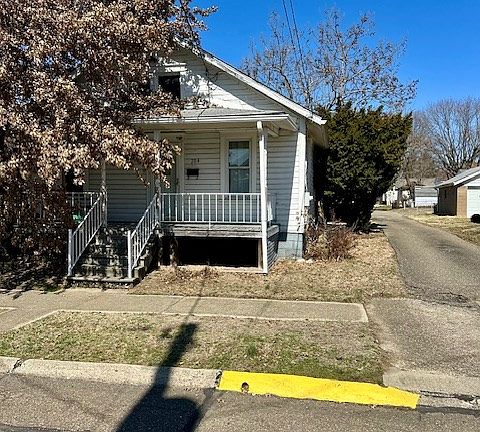 2nd image of 204 Tenth Street
