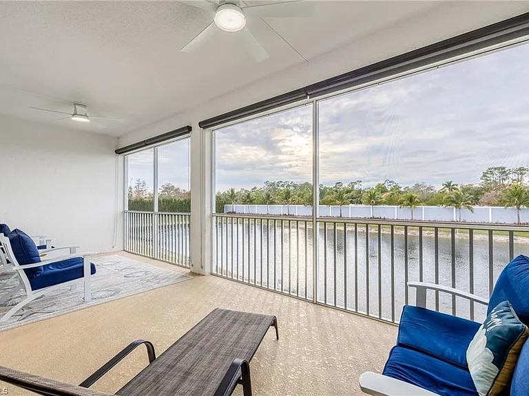 2555 Seychelles Dr #406 — Photo 31