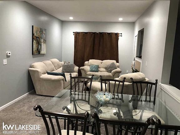 5th image of 5847 Twin Oaks Dr