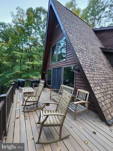 346 Bobcat Dr, Berkeley Springs, WV, 25411