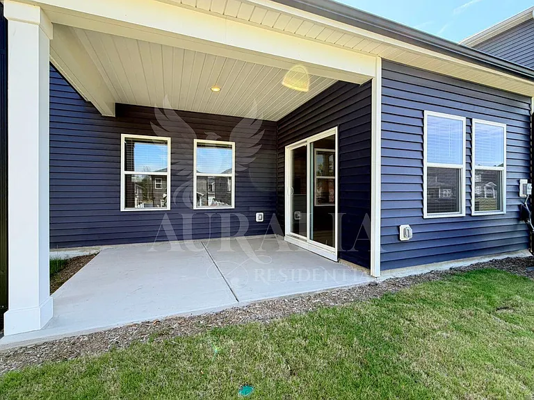 645 Red River Dr — Photo 16