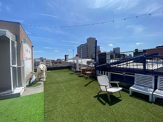 Rented by Dream Space Realty | media 19