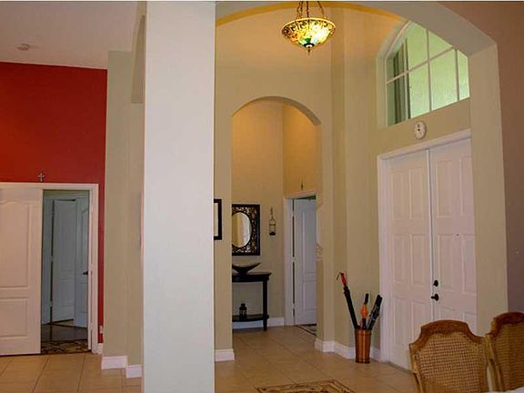 3rd image of 6123 SW 191st Ave