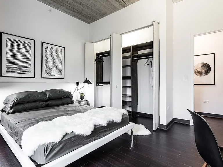 Seven 10 West — Photo 10