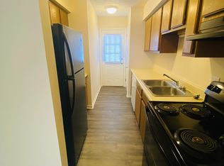 1301 Kenilwood Way #B, Bowling Green, KY 42104