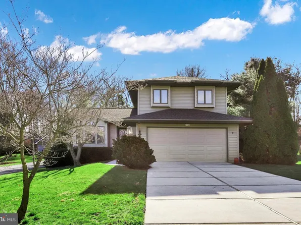 6180 Greenbriar Ln, Fayetteville, PA 17222
