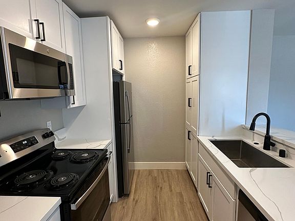 5th image of 4526 56th St #7