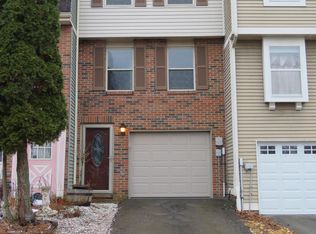 1013 Timber Trl, Imperial, PA 15126