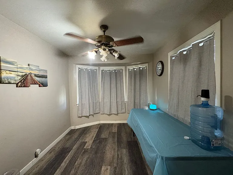 1247 Q St — Photo 3