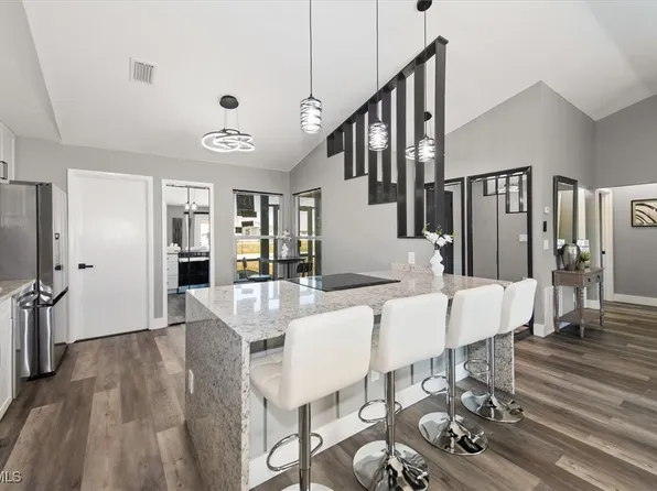 2821 NE 4th Pl, Cape Coral, FL 33909