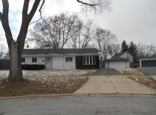 440 Westview St, Hoffman Estates, IL 60169