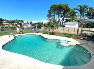 123 Oregon Ln, Boca Raton, FL 33487