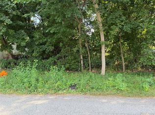 2545 Premont Ave, Waterford, MI 48328